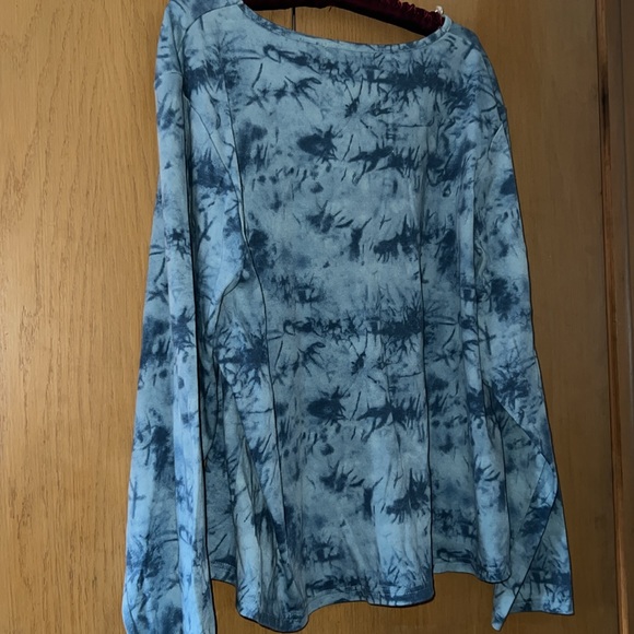 Woman’s Long-Sleeved Tie-Dye Top SIZE 3X - Picture 4 of 6